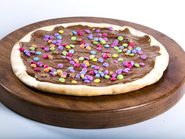 Pizza Nutella et Smarties 26cm